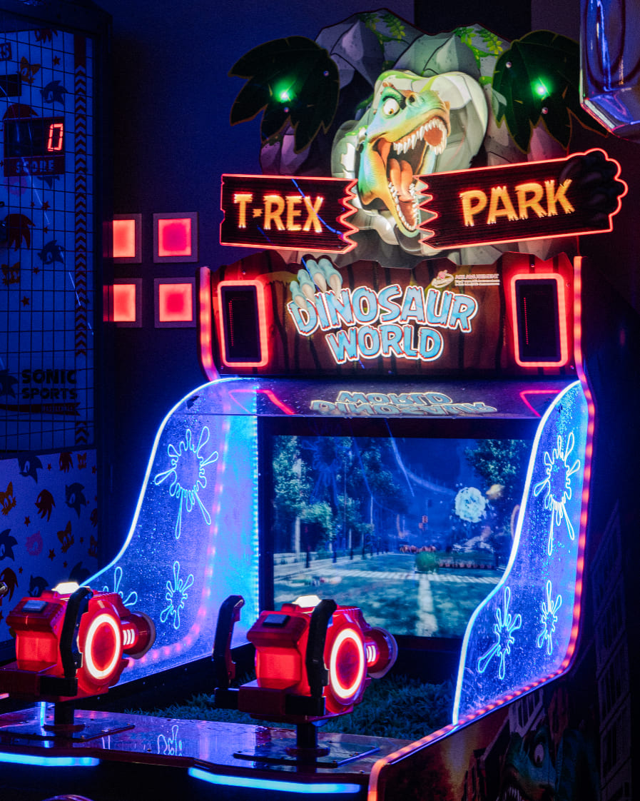 Bornes d'arcade au Bowling du Golfe